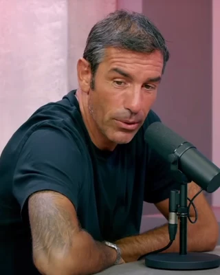 Robert PIRES