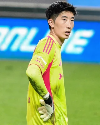 JO Hyeonwoo