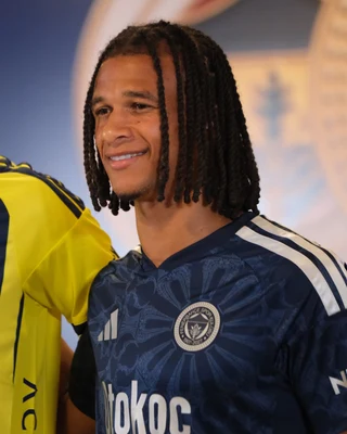 Nathan AKE