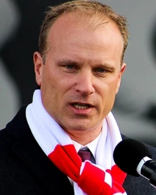 Dennis BERGKAMP