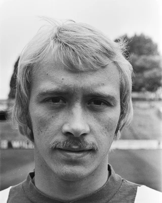 Dirk SCHOENAKER