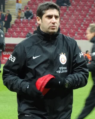 Umit DAVALA