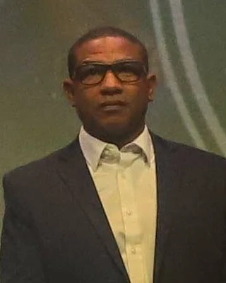 CESAR SAMPAIO