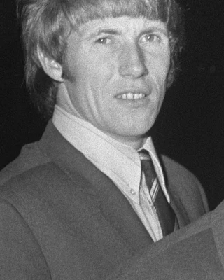 Colin BELL