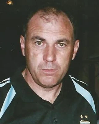 Nery PUMPIDO