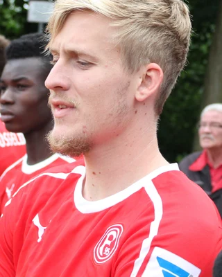 Ben HALLORAN