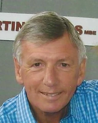 Martin PETERS